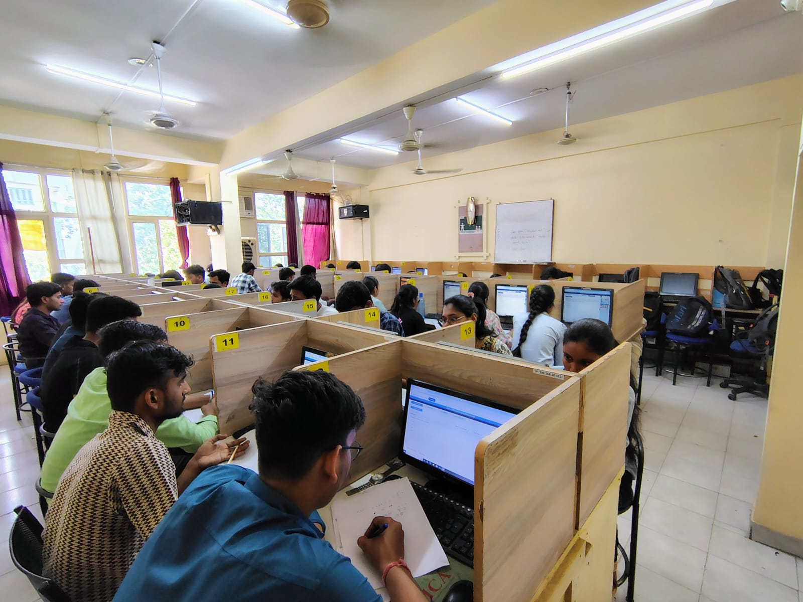 Image gallery marquee